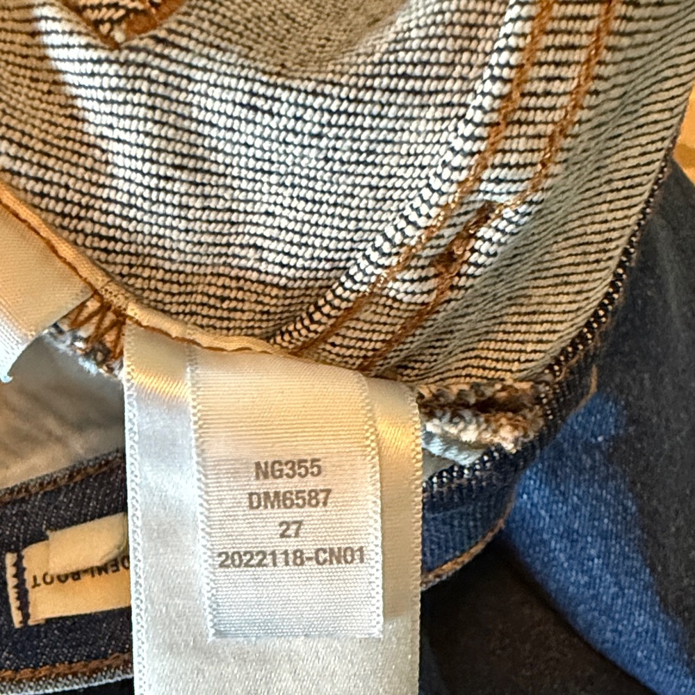 Madewell Cali Demi Boot Cut Jeans Unfinished Hem - Picture 10 of 10